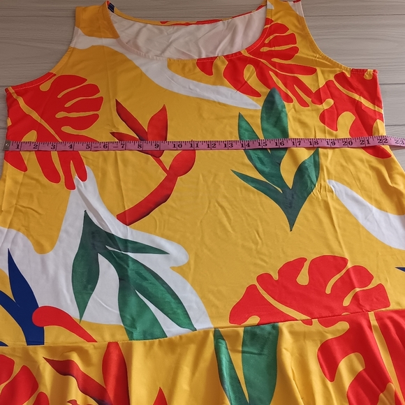 Women Fashion Graphic Printed Plus Size Ruffled Dress - Picture 6 of 12